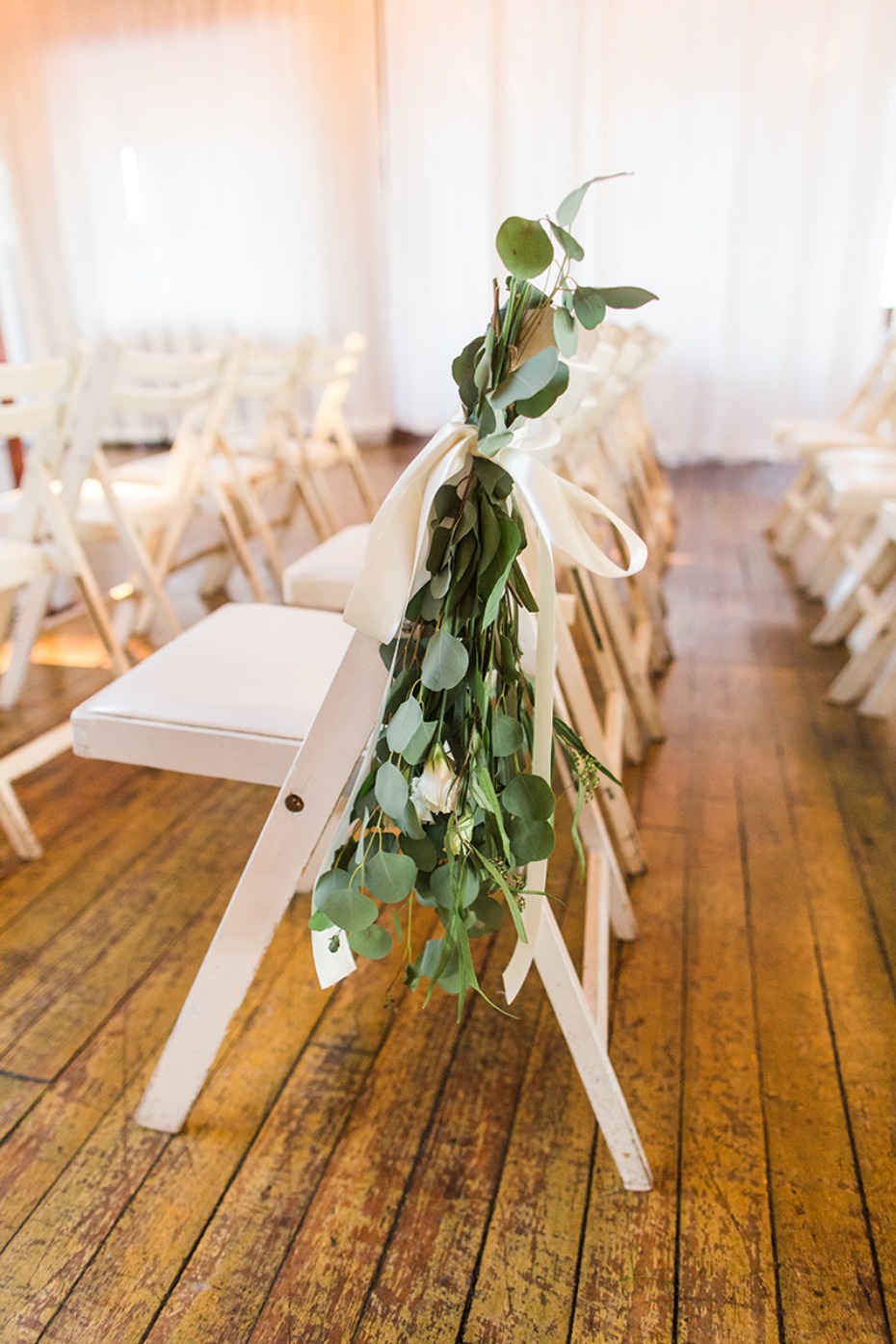 simple eucalyptus leaves chair decor