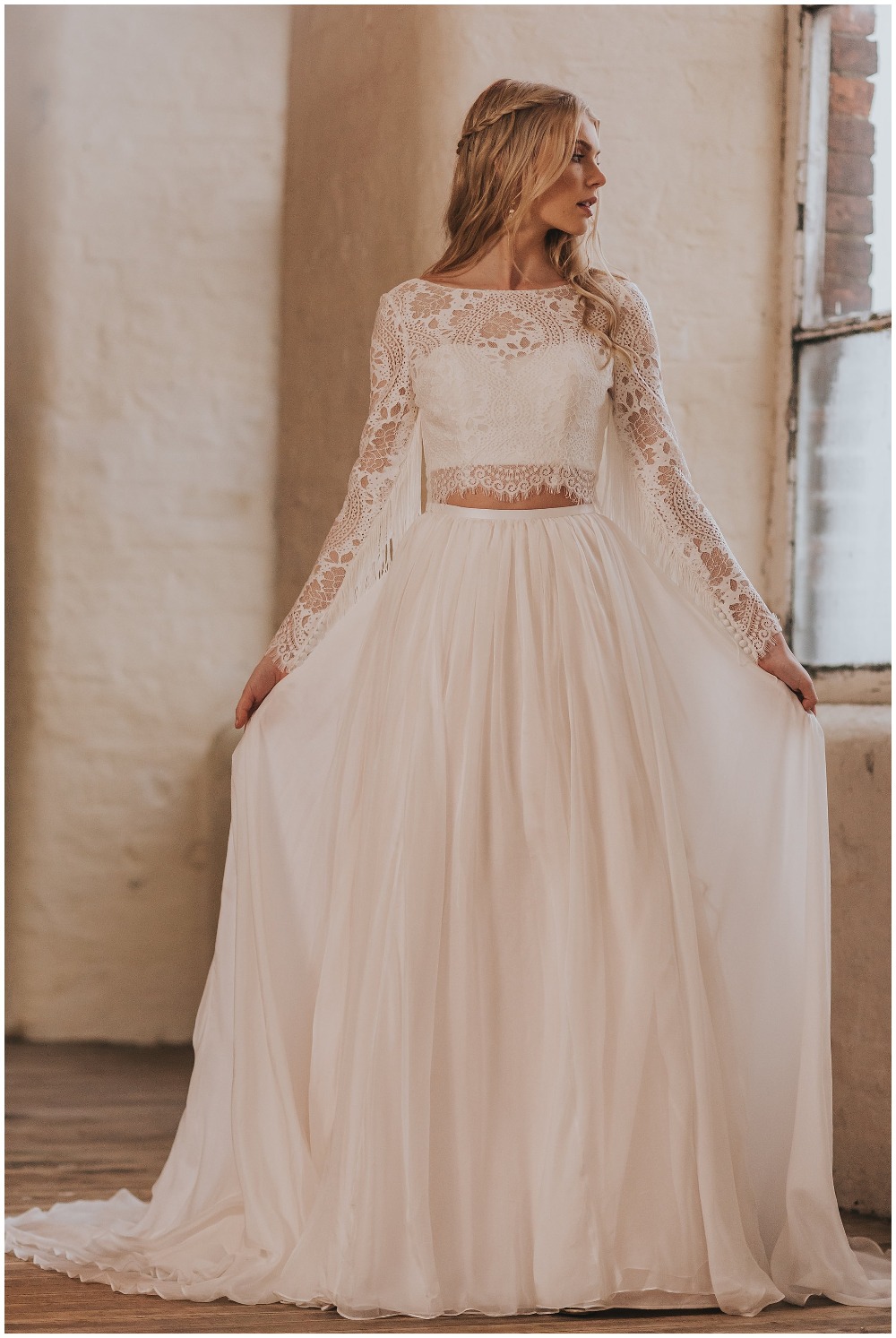 rae-dress-by-shikoba-bride_0004