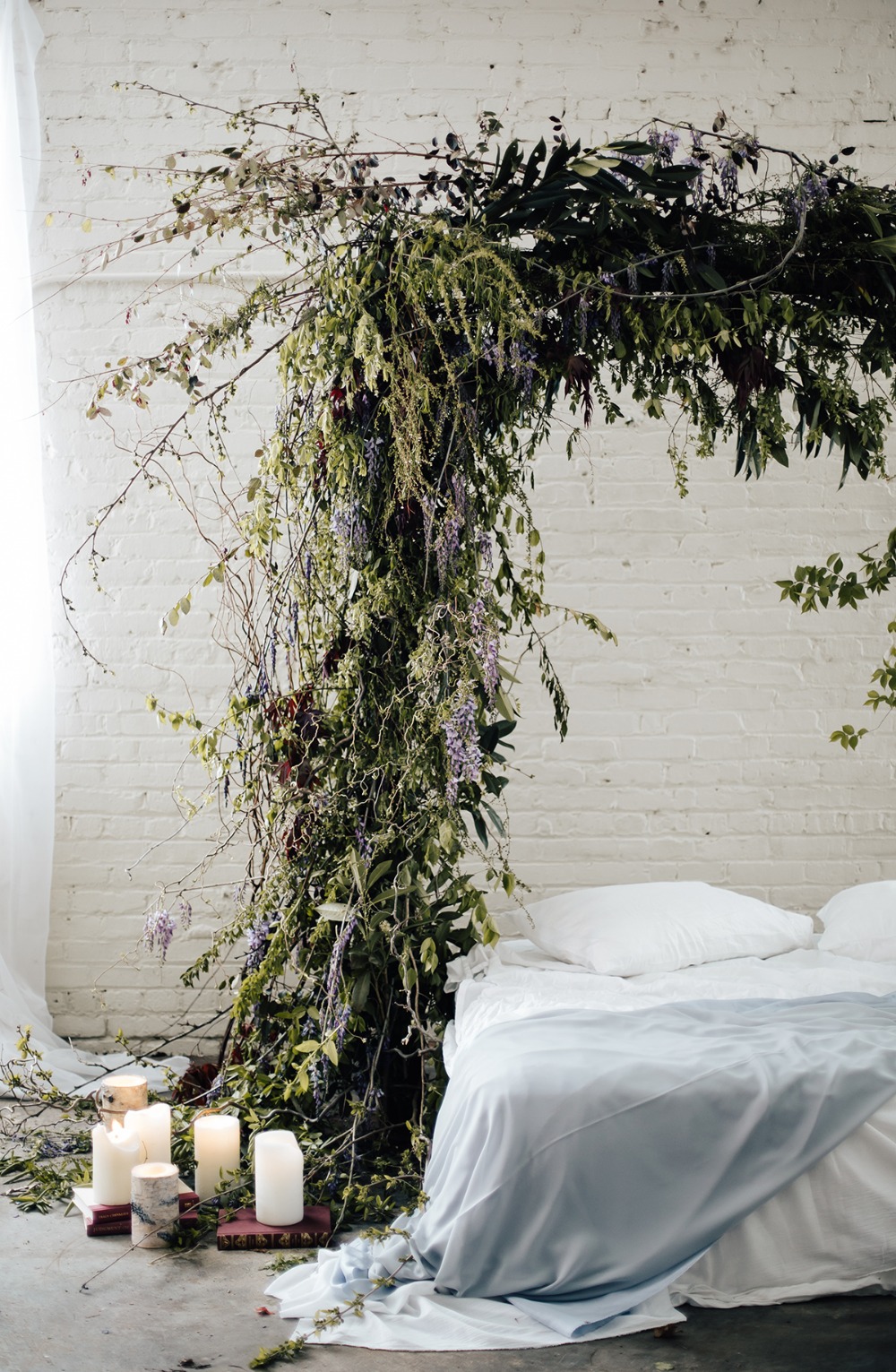 secret-garden-style-boudoir-session