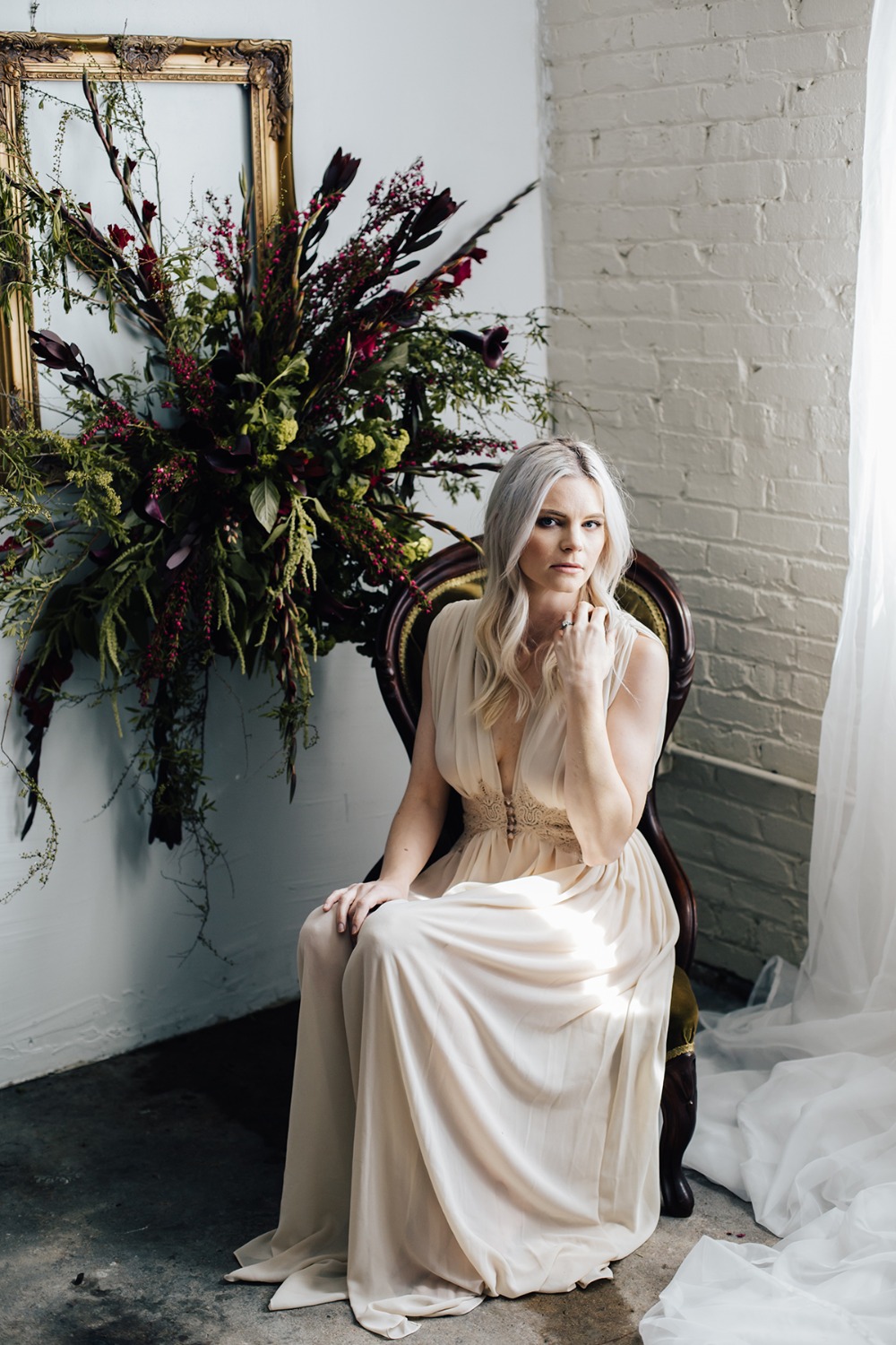 secret-garden-style-boudoir-session