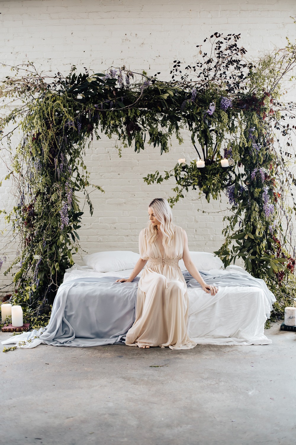 secret-garden-style-boudoir-session