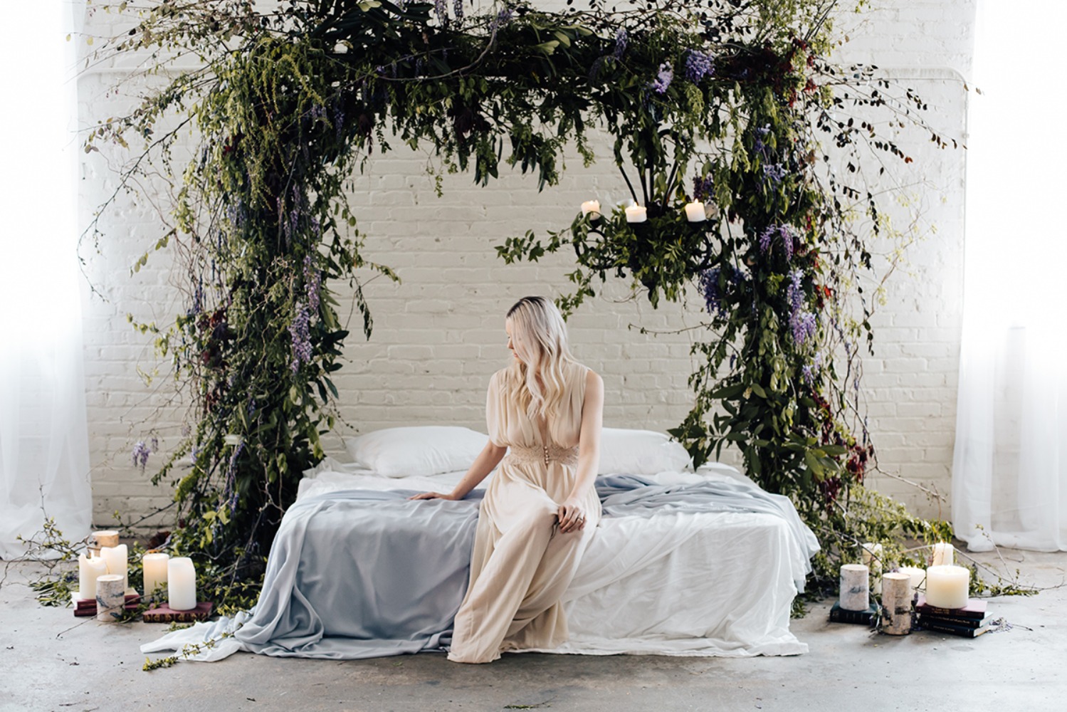 secret-garden-style-boudoir-session