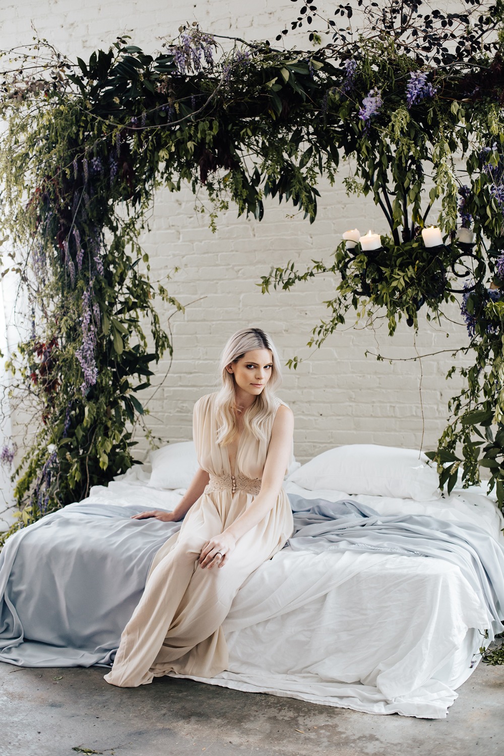 secret-garden-style-boudoir-session