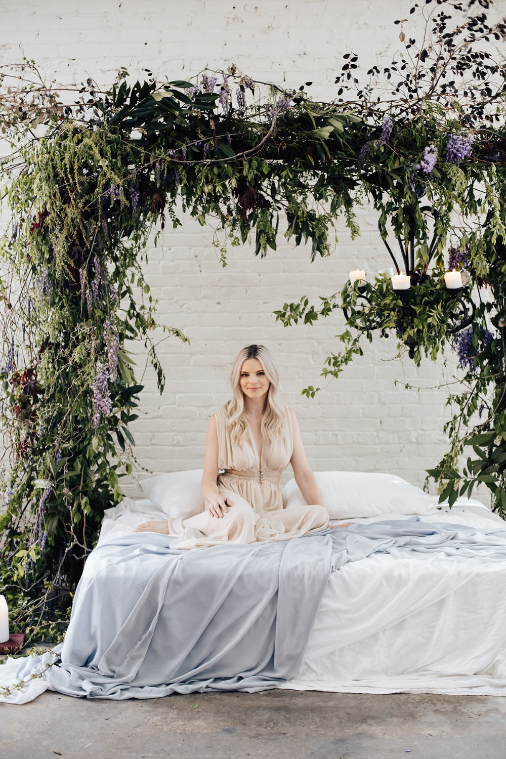 secret-garden-style-boudoir-session