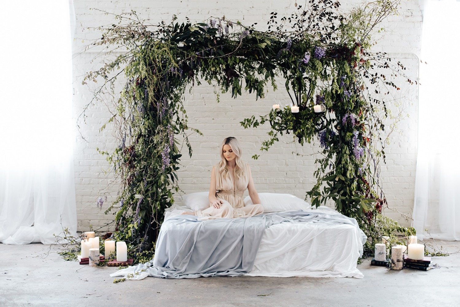 secret-garden-style-boudoir-session