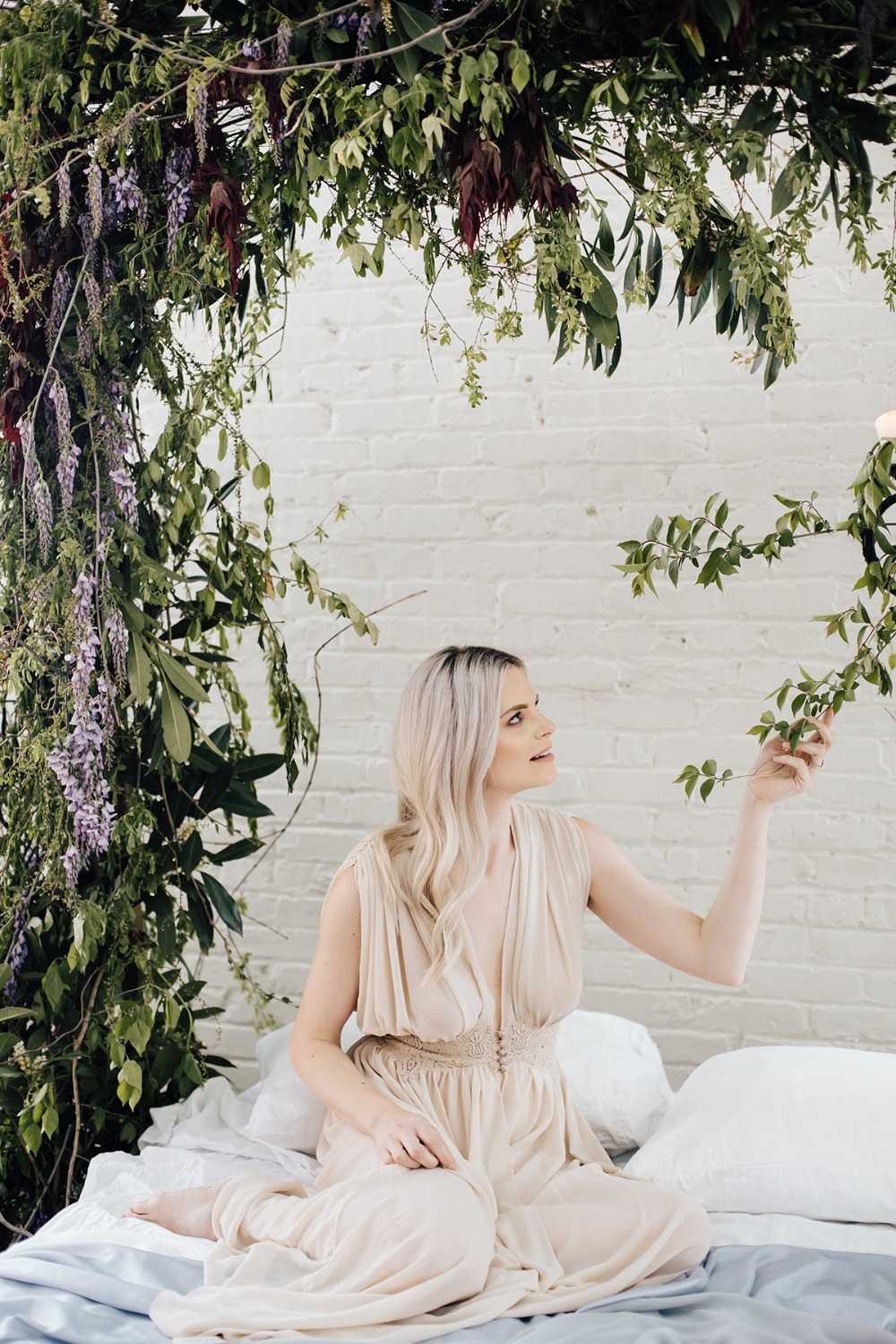 secret-garden-style-boudoir-session