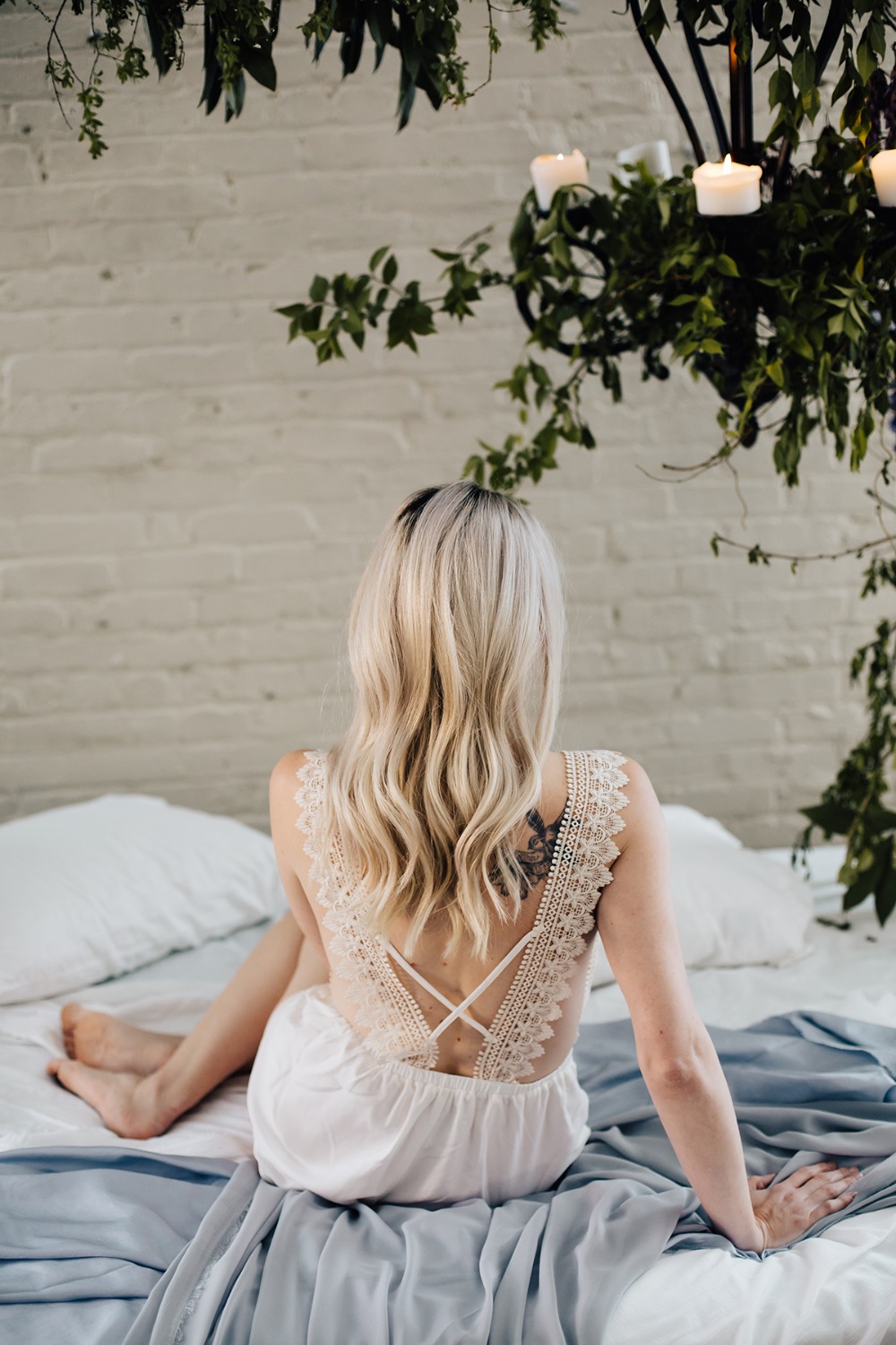 secret-garden-style-boudoir-session