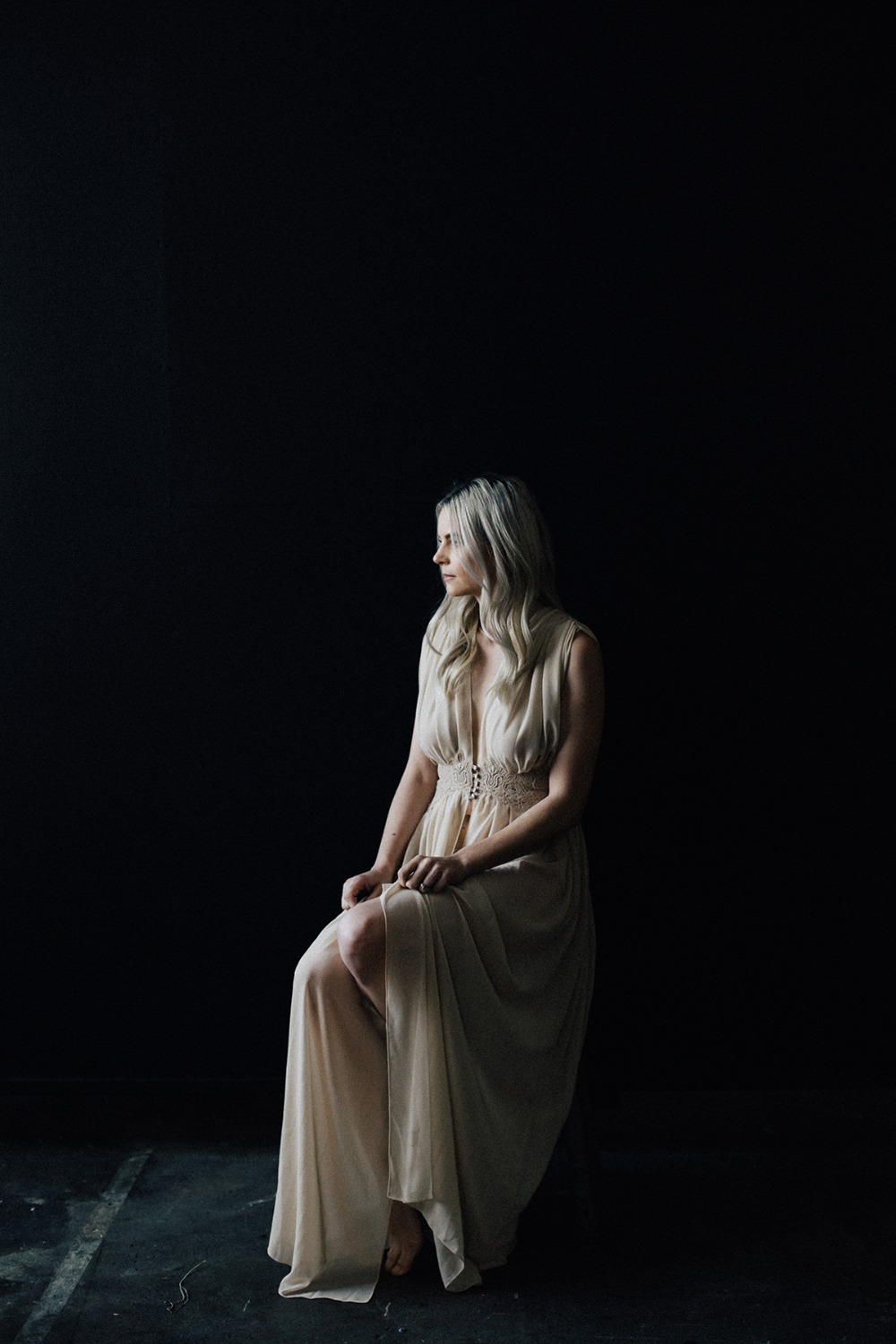 secret-garden-style-boudoir-session