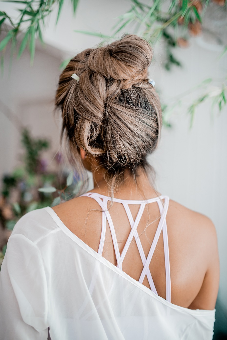 Cute hair updo for the bride