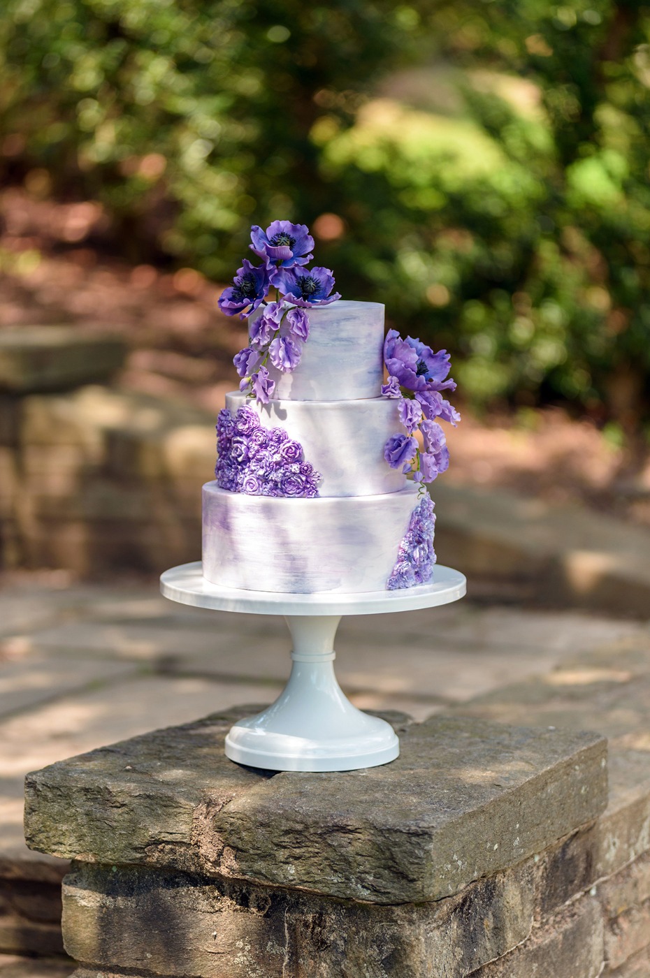 purple flower wedding cake