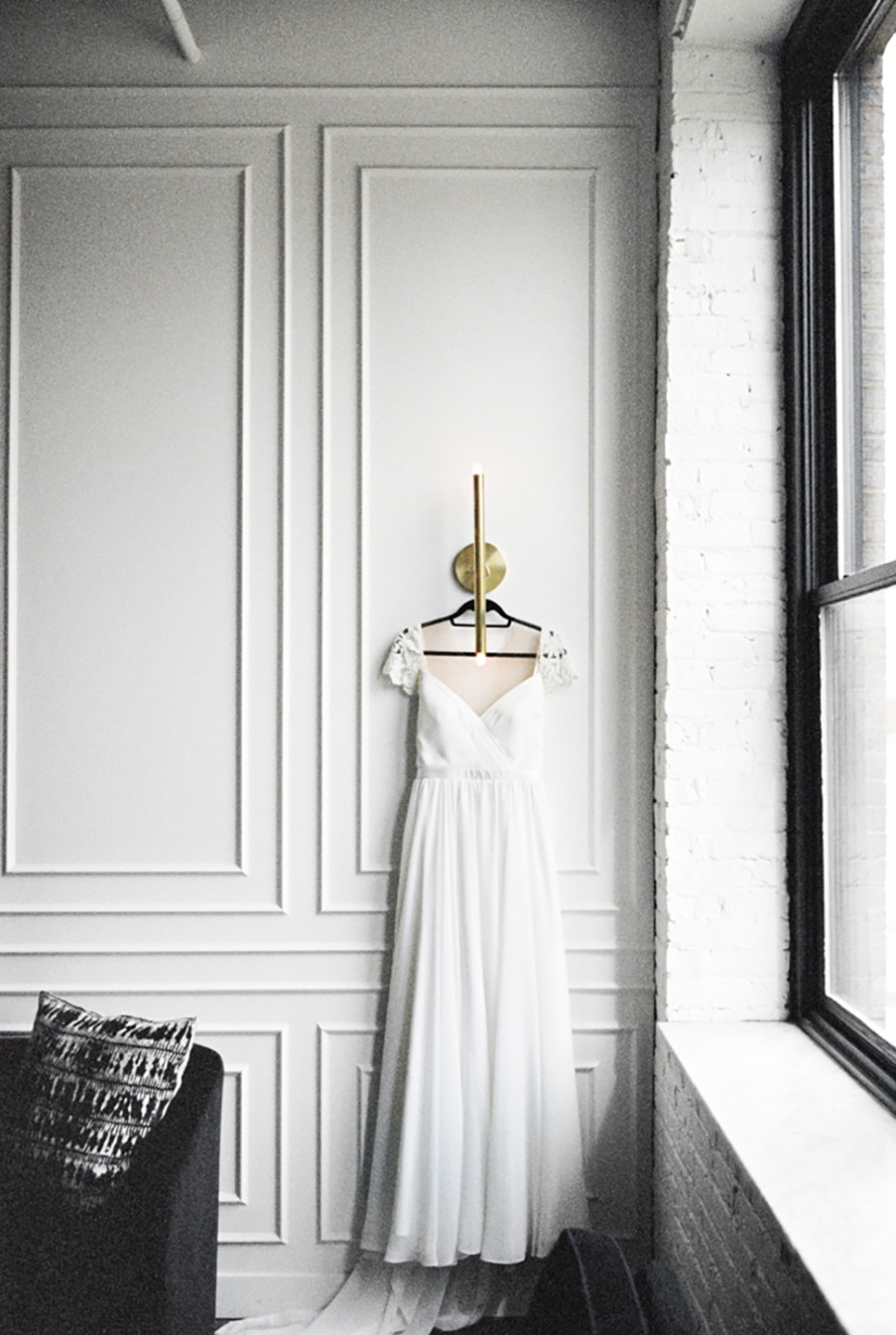 wedding dress for your minimalist wedding