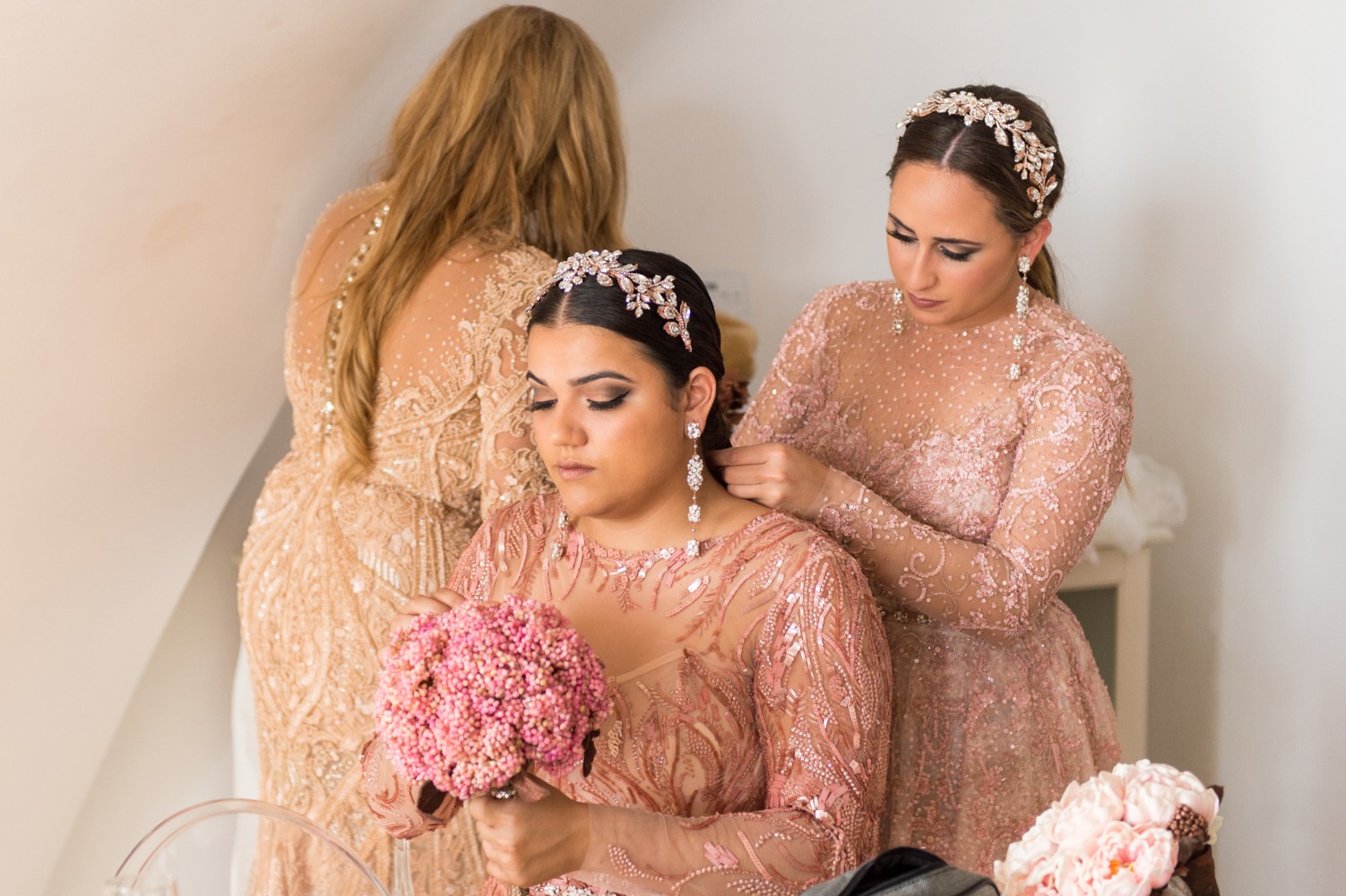 these-two-grooms-had-eight-bridesmaids