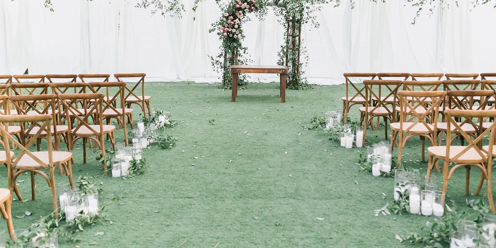 This Blush and Greenery Garden Romance Wedding is a Home Run