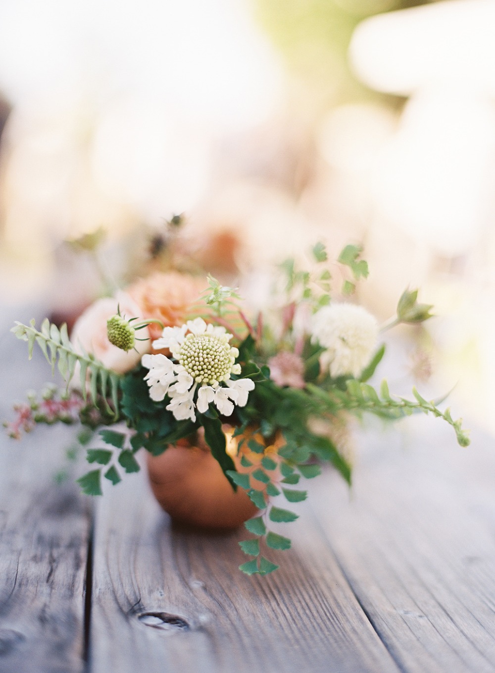 upscale-barn-wedding-at-the-peace-barn
