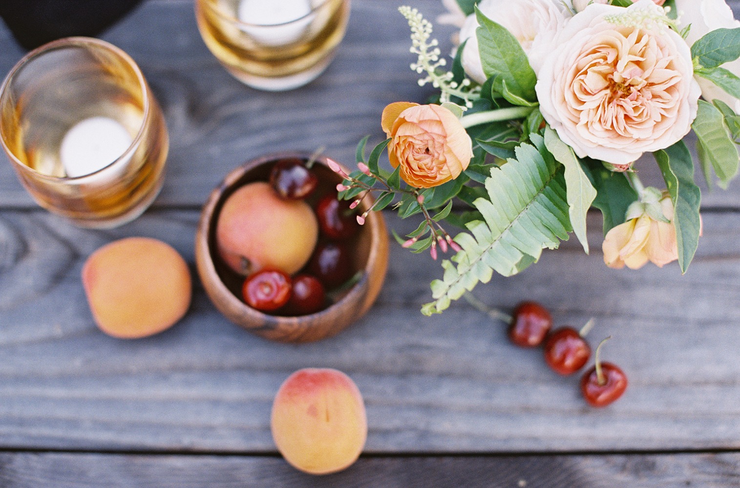 upscale-barn-wedding-at-the-peace-barn
