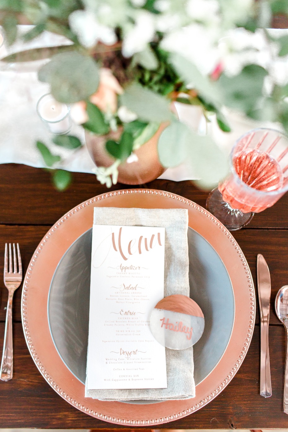 Rose gold place setting for a wedding