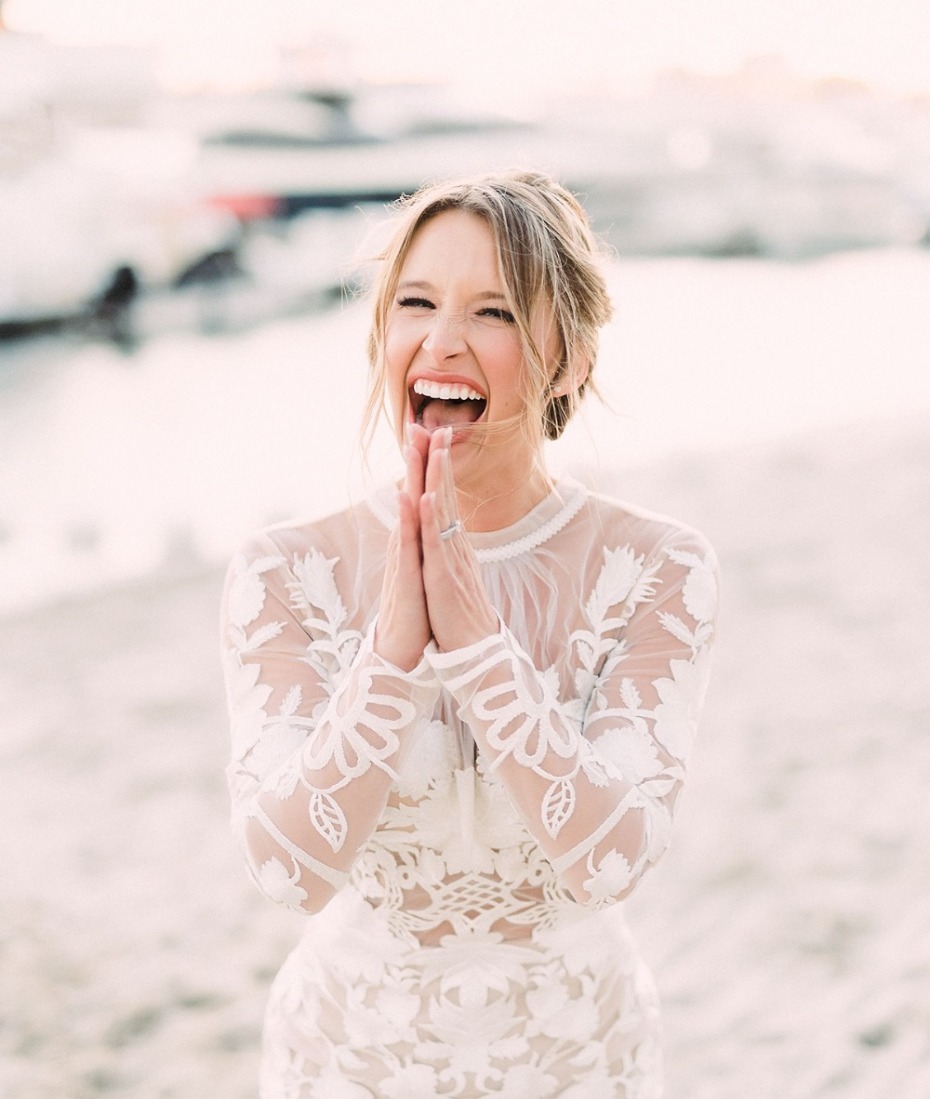 7 Ways to Get Your Teeth Looking Spectacular for Your Wedding