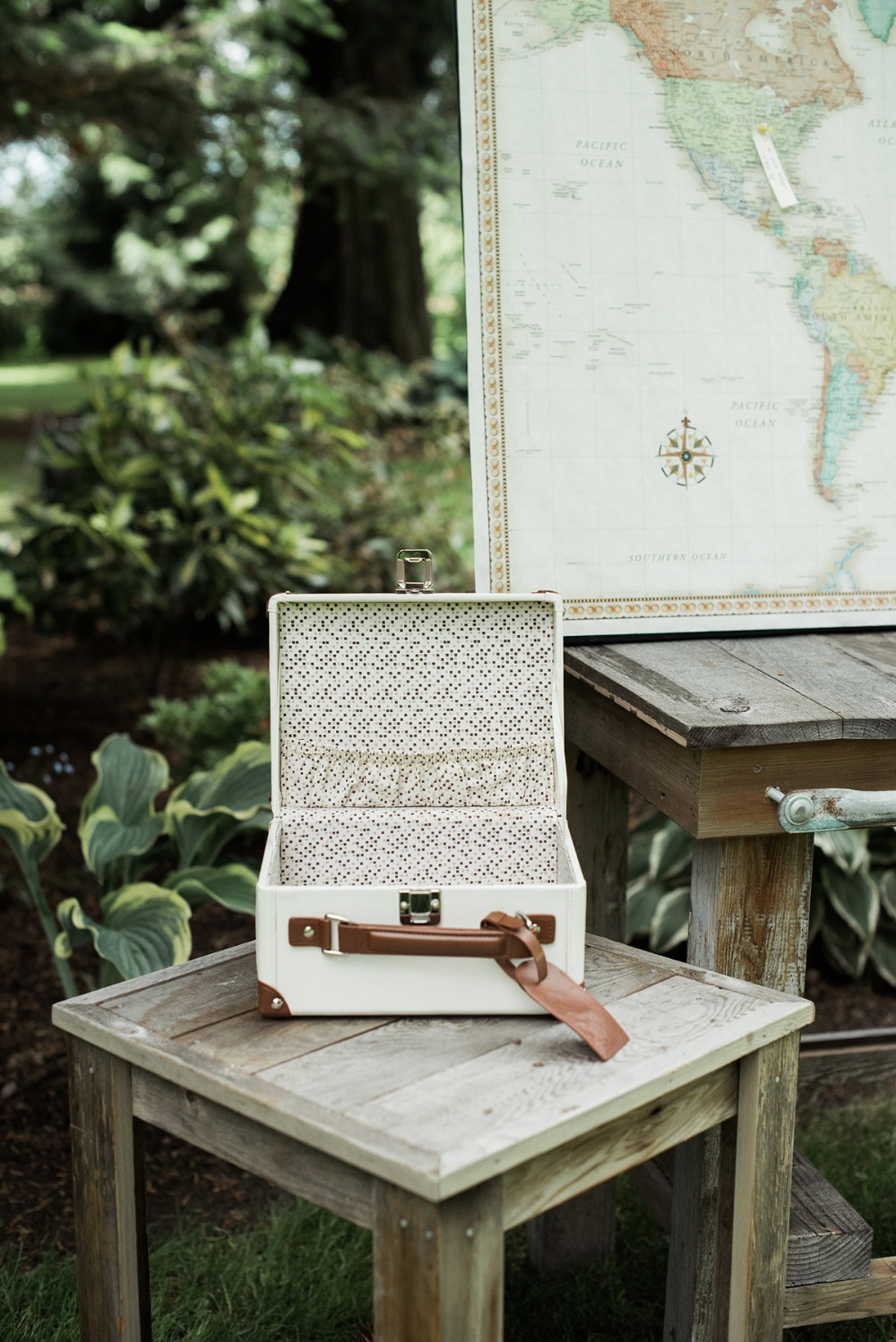 a-sweet-diy-wedding-that-will-blow-you