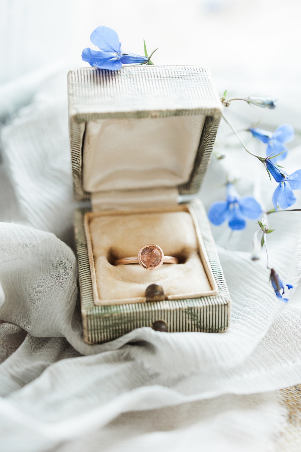 a-sweet-diy-wedding-that-will-blow-you