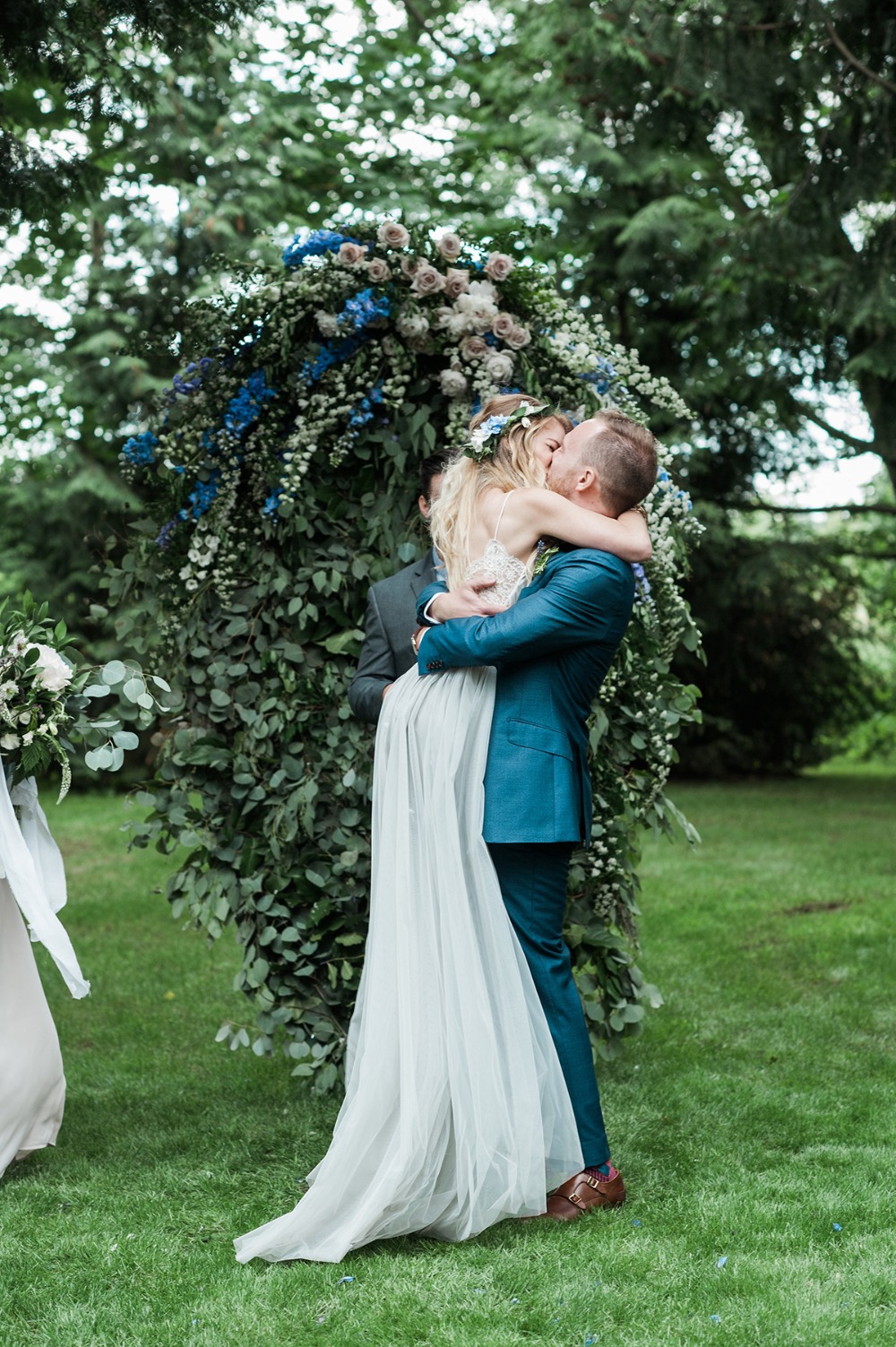 a-sweet-diy-wedding-that-will-blow-you