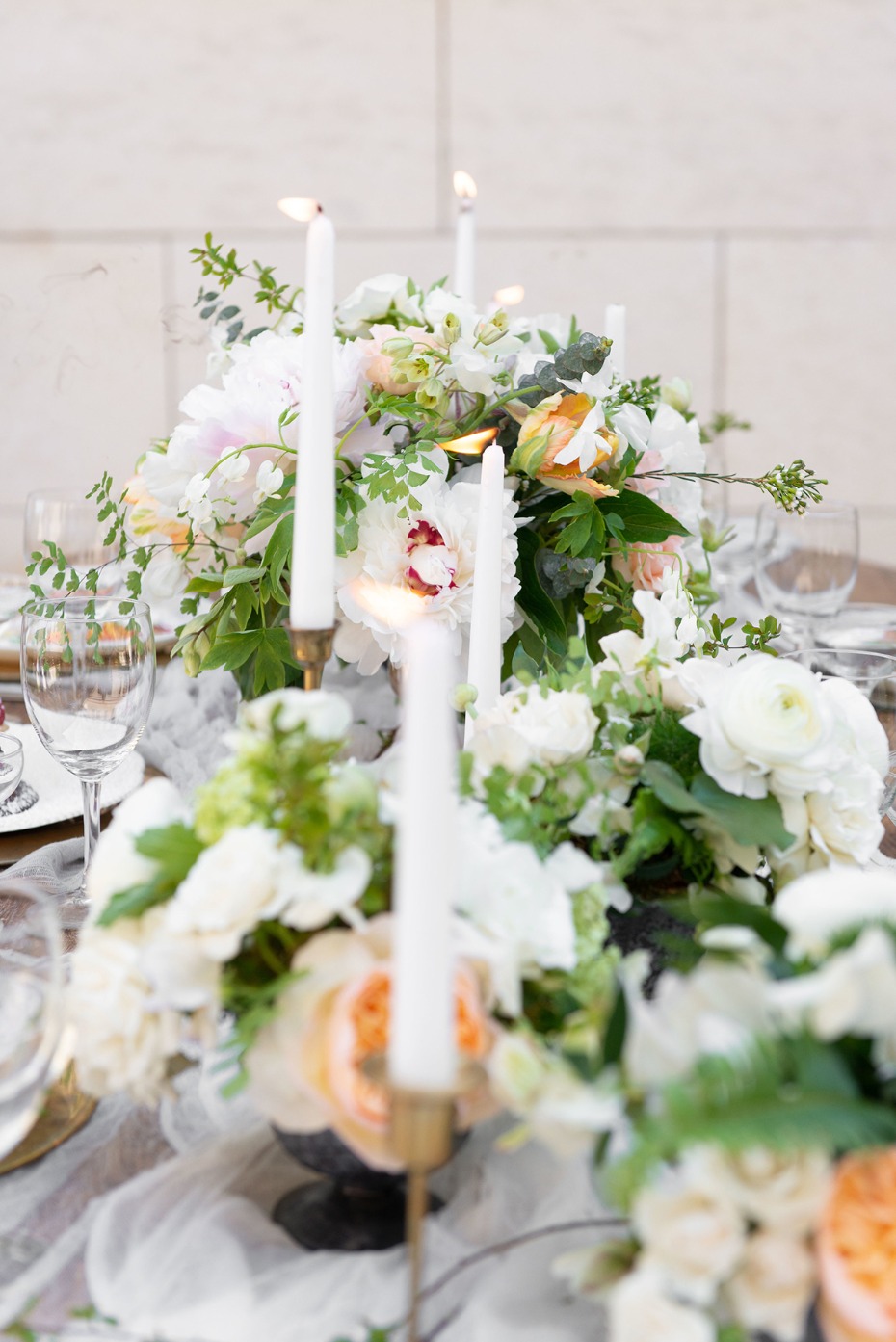 white and peach wedding table decor