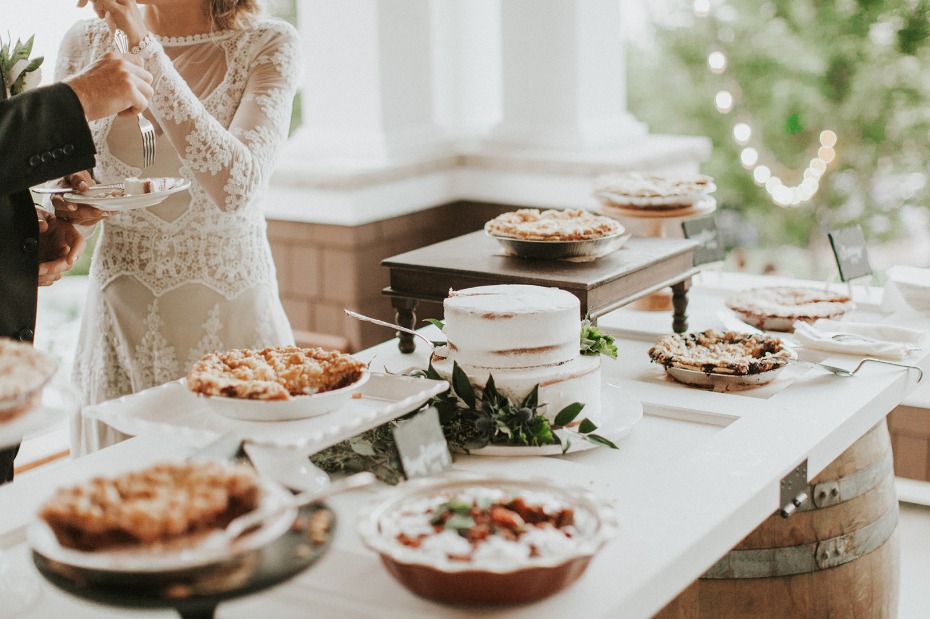 wedding pies and wedding cake