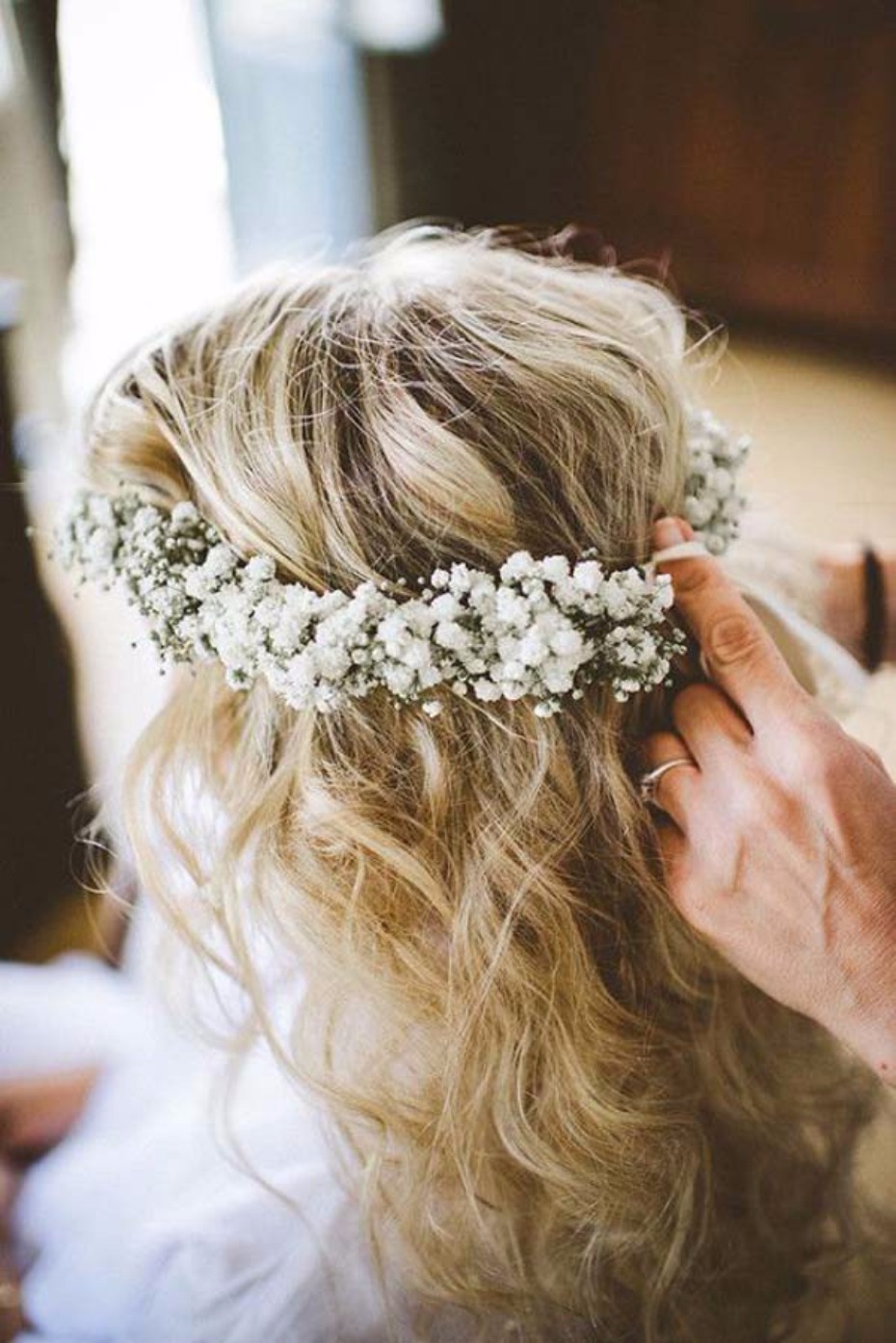 Blonde Bride with Gypsophila Flower Crown Hairstyle