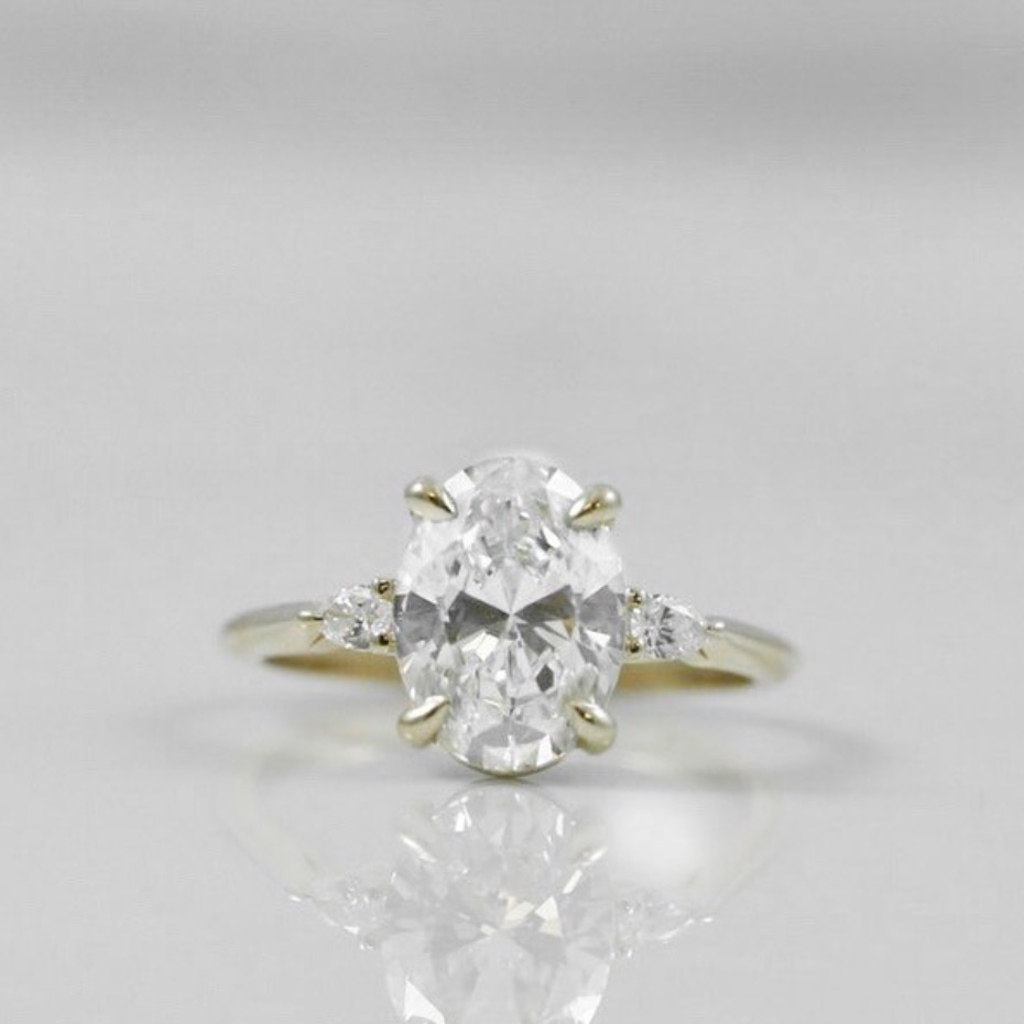 Hailey Baldwin Engagement Ring Get the Look