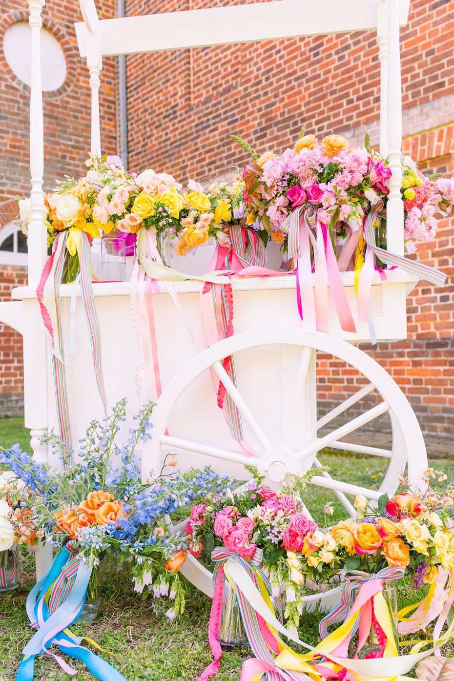 wedding bouquet flower cart