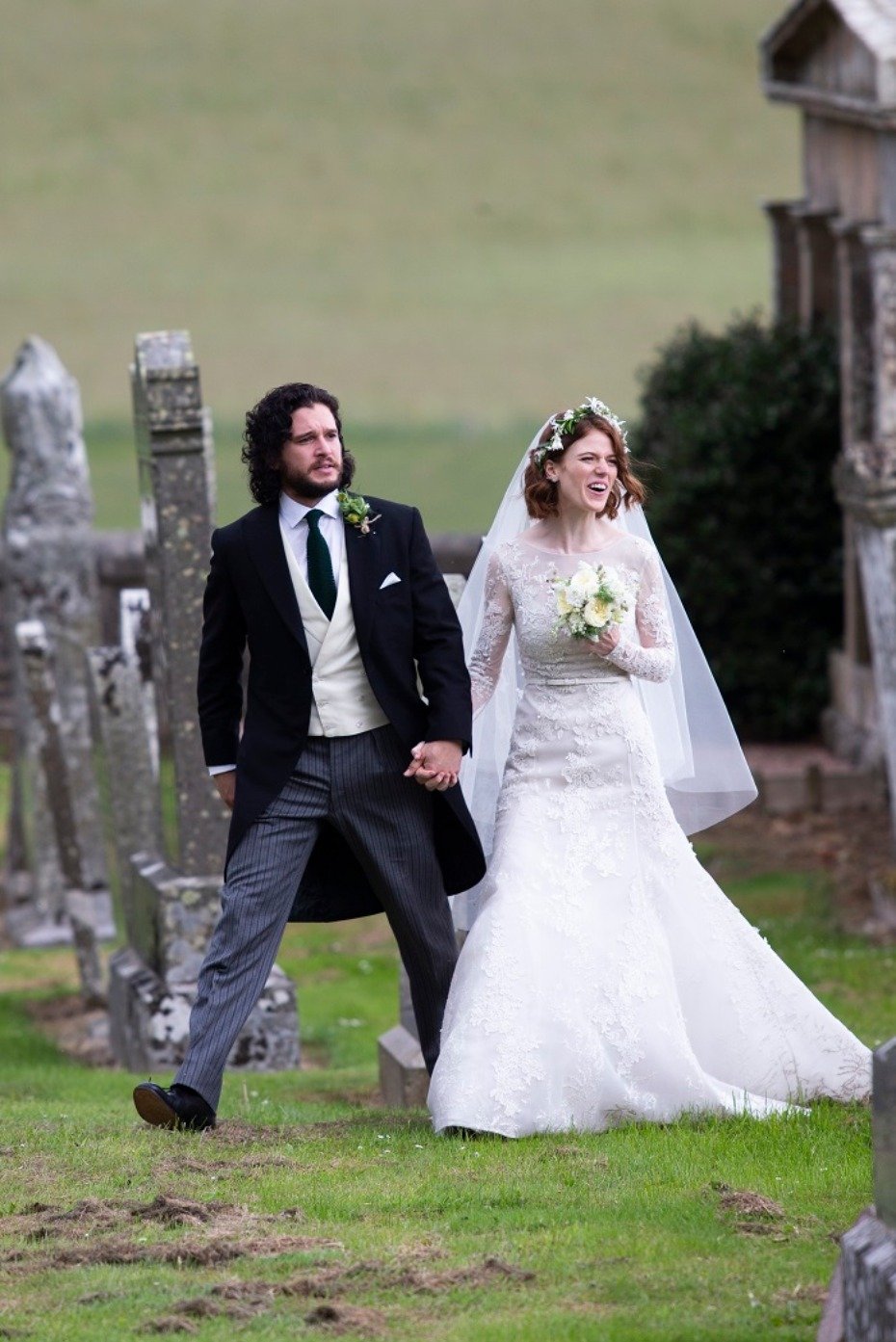 kit_harington-rose_leslie_wedding1