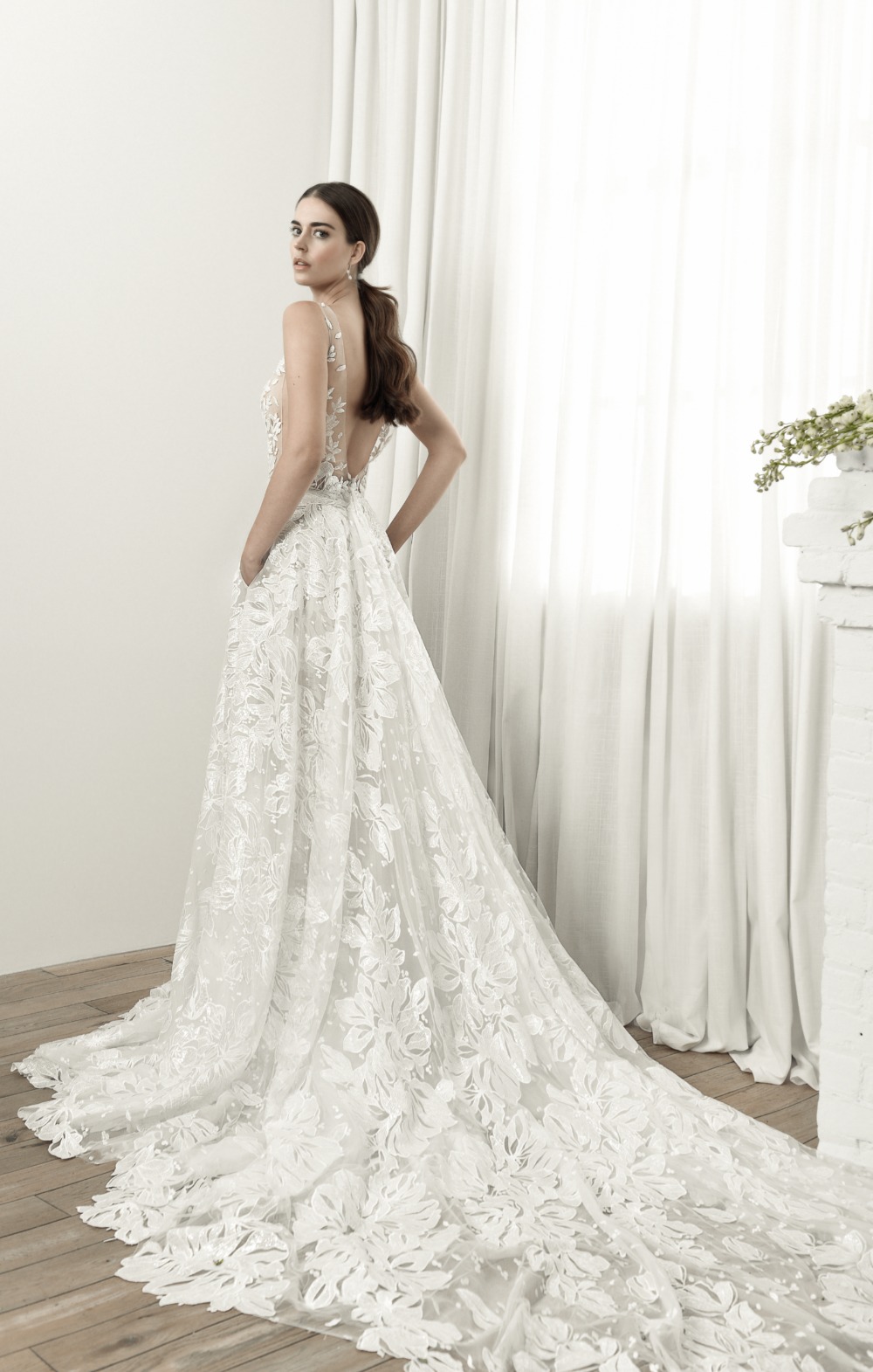 spina-bride0585_735