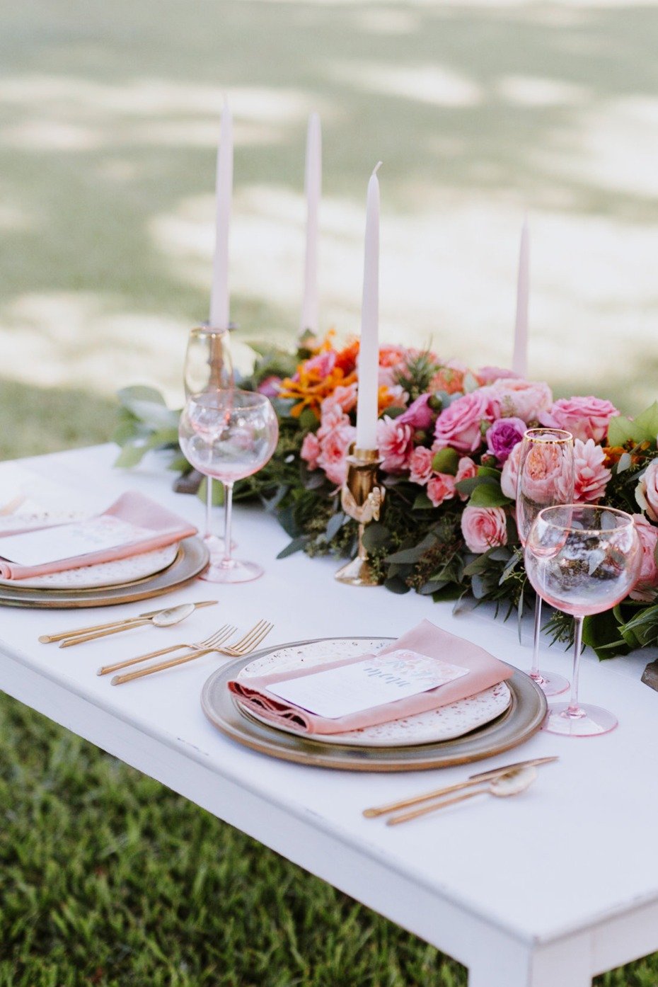 pink and gold wedding table ideas