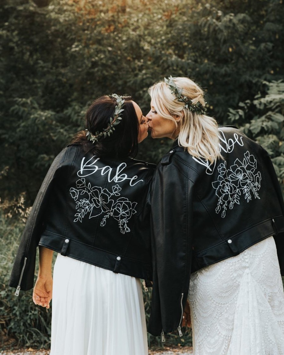 Brides in leather jacket.