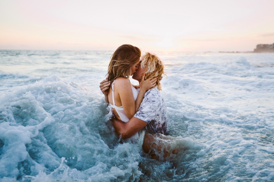 Emily Saenz Photography Engagement Shoot in the Water