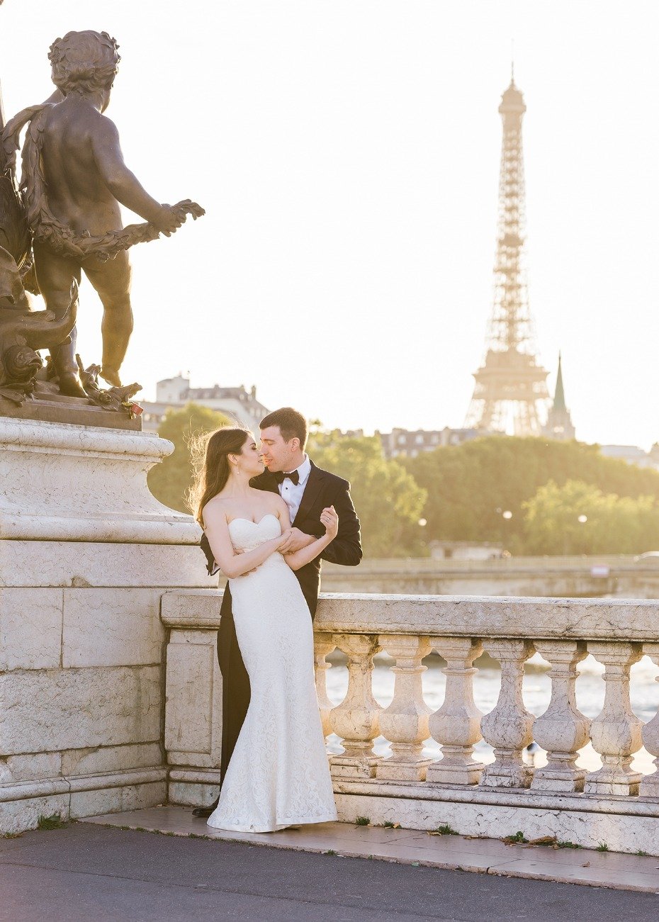 Intimate wedding in Paris