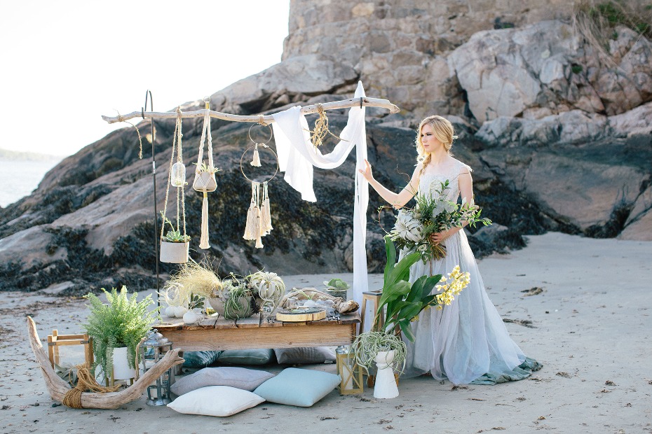 romantic wedding beach table decor