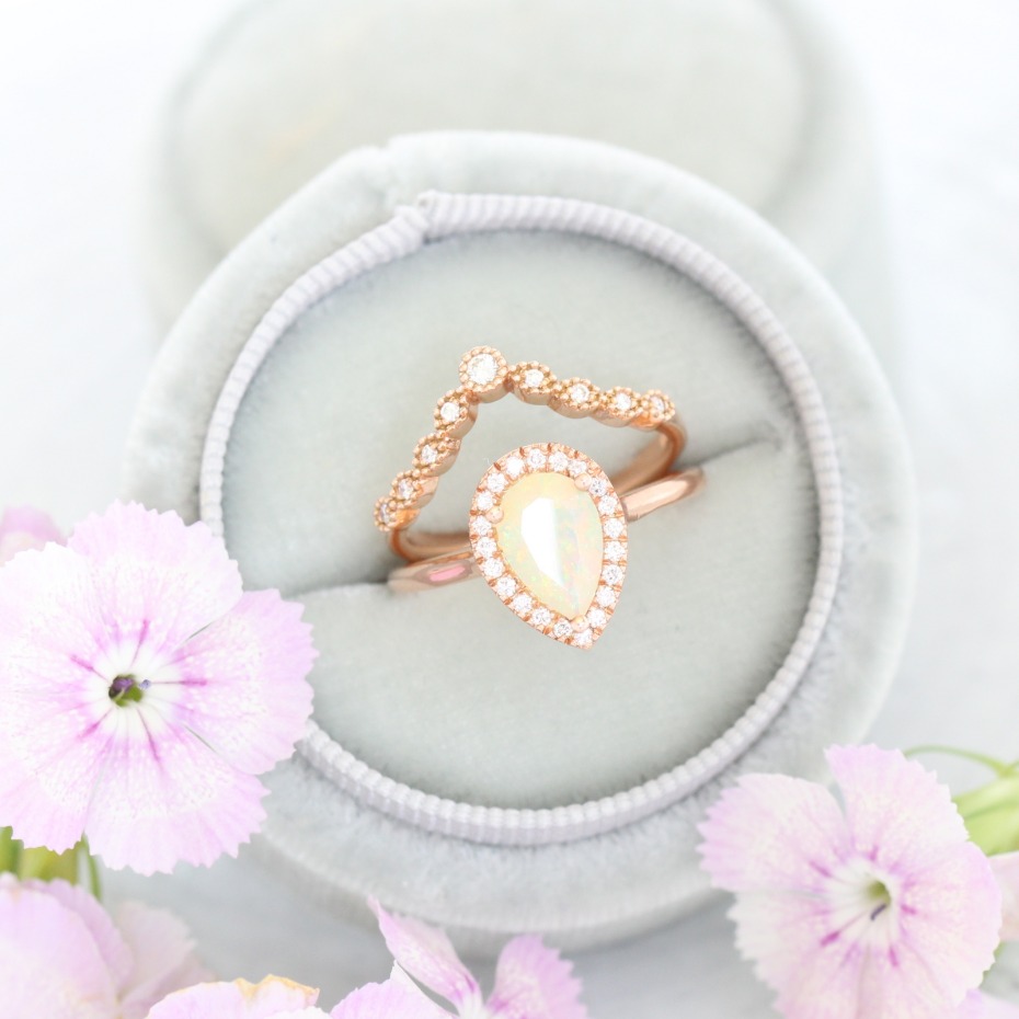 La More Design Opal Engagement Ring Set