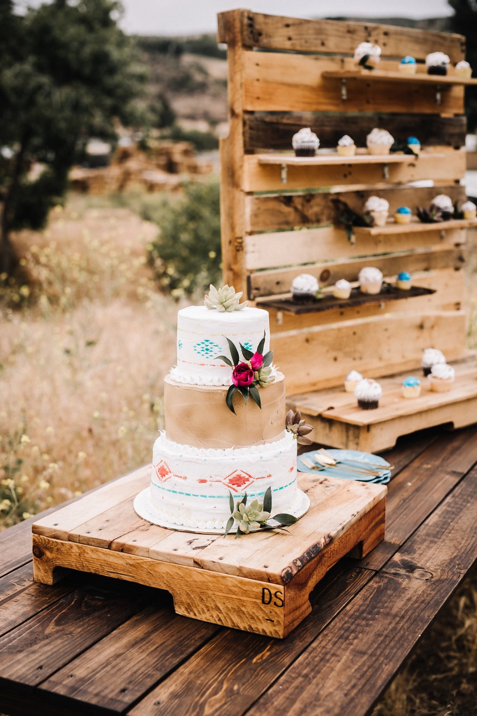 Southwestern wedding cake