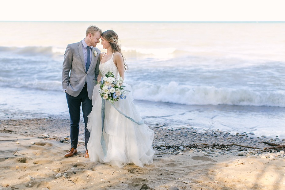beach wedding idea for introverts