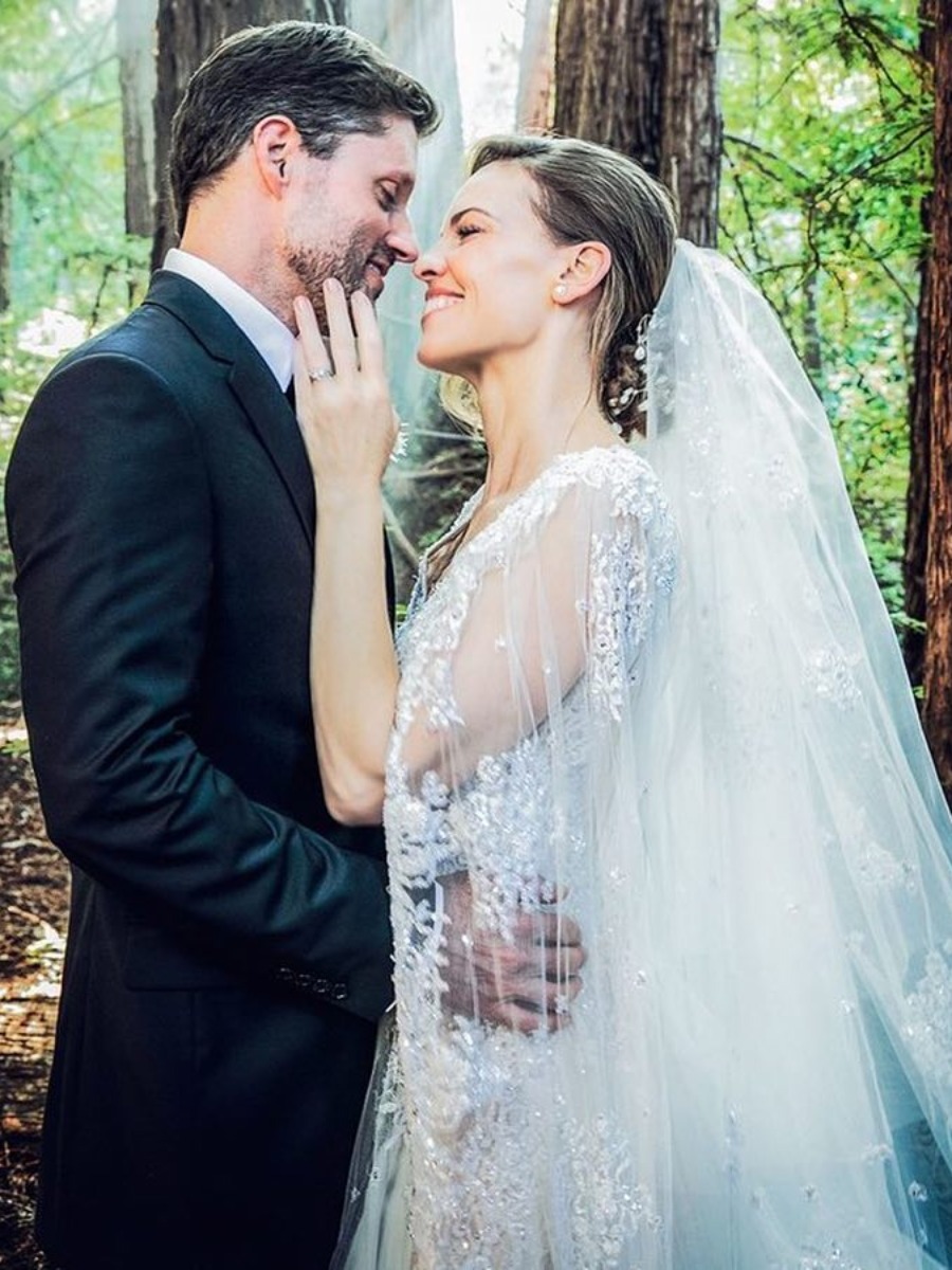 We Love That Hilary Swank Tap Danced At Her Wedding