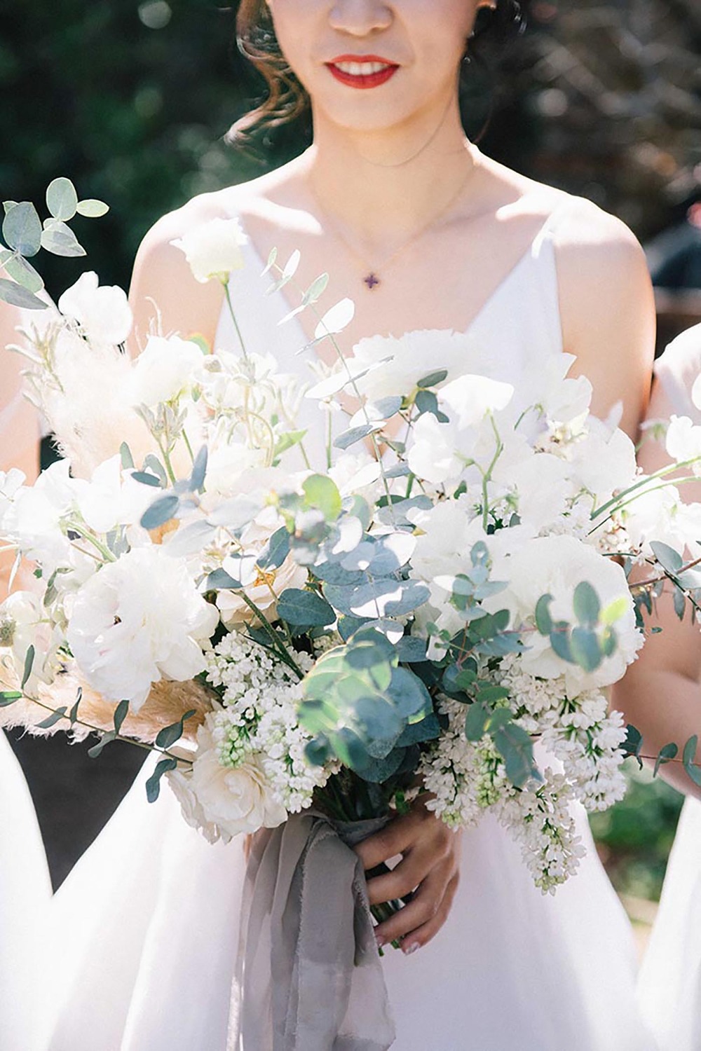 classicromanticweddingdaywithanadorabletwist13