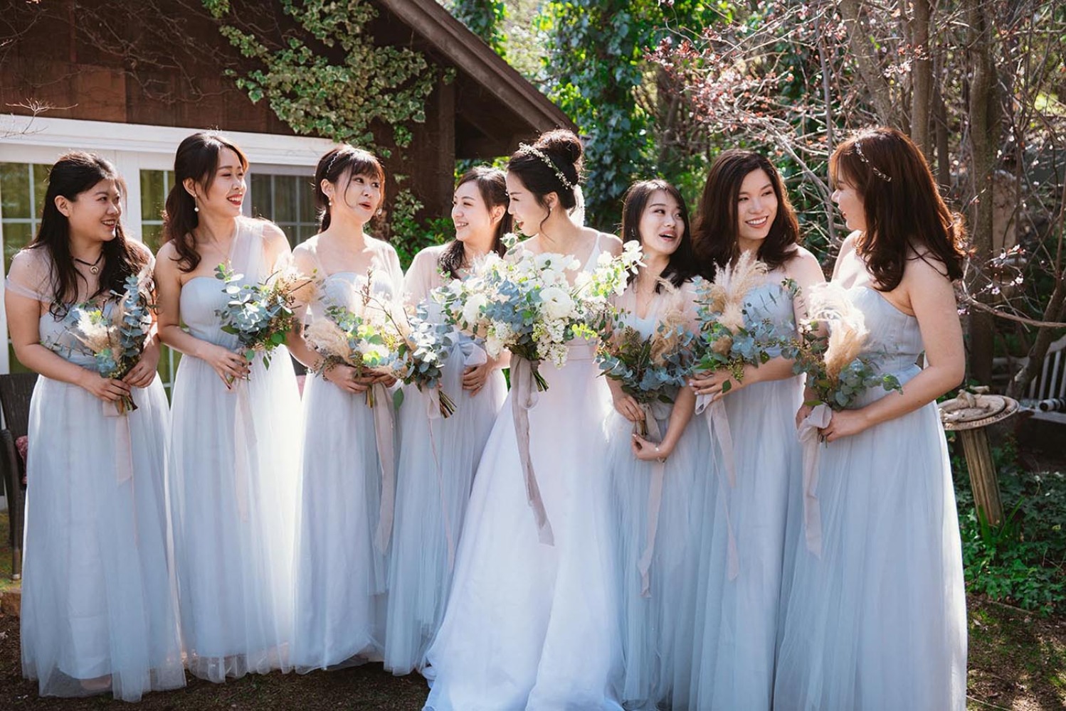 classicromanticweddingdaywithanadorabletwist14
