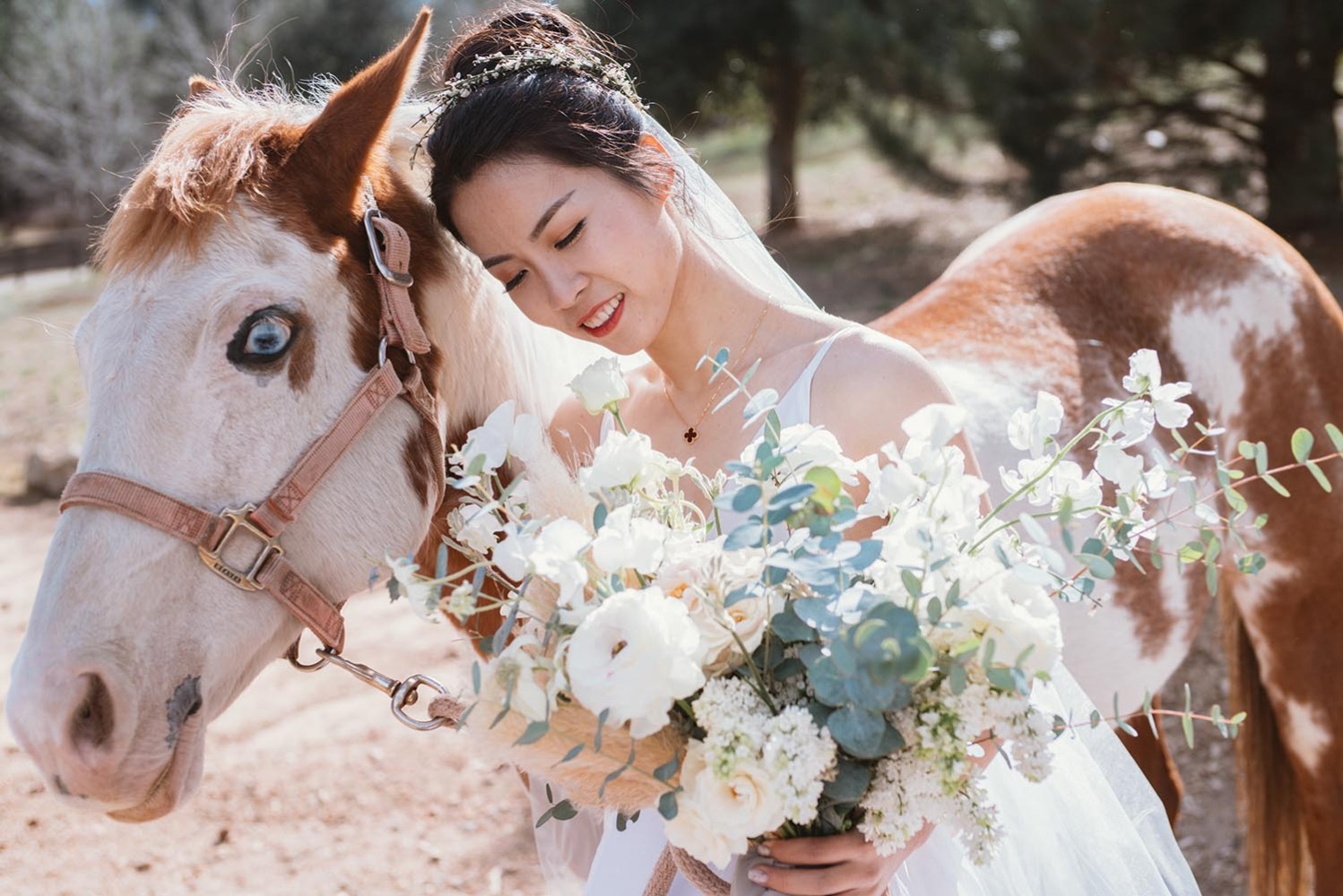 classicromanticweddingdaywithanadorabletwist23