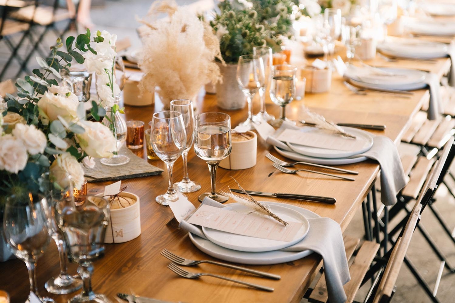 classicromanticweddingdaywithanadorabletwist38