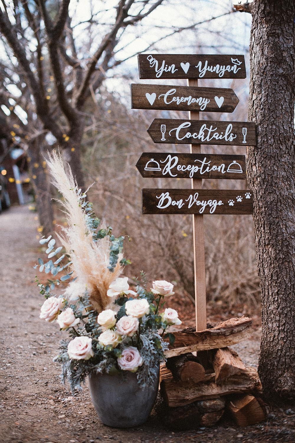 classicromanticweddingdaywithanadorabletwist54