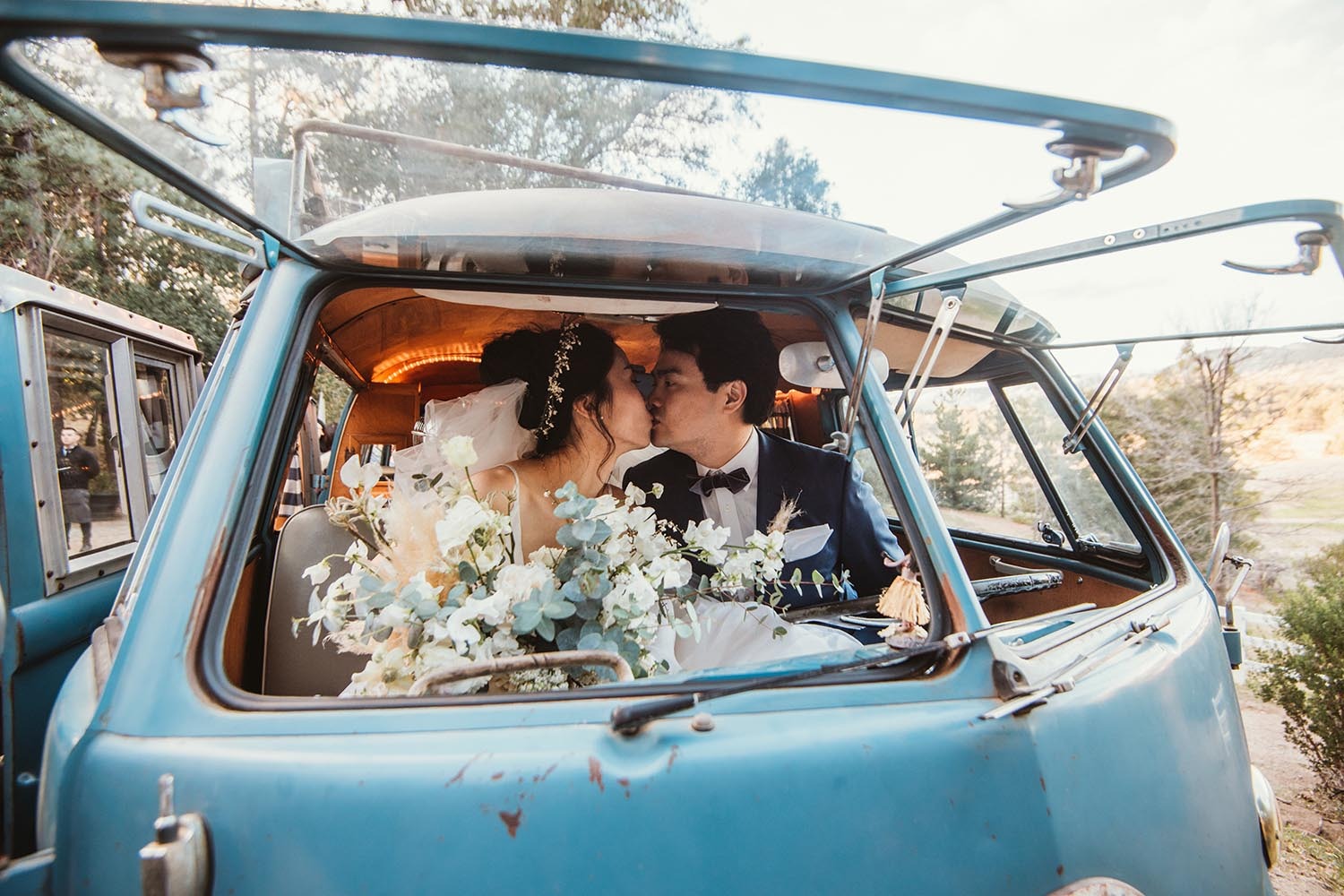 classicromanticweddingdaywithanadorabletwist58