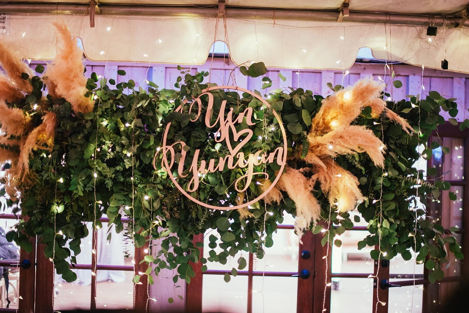 classicromanticweddingdaywithanadorabletwist64