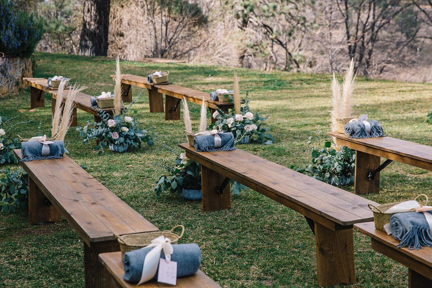 classicromanticweddingdaywithanadorabletwist75