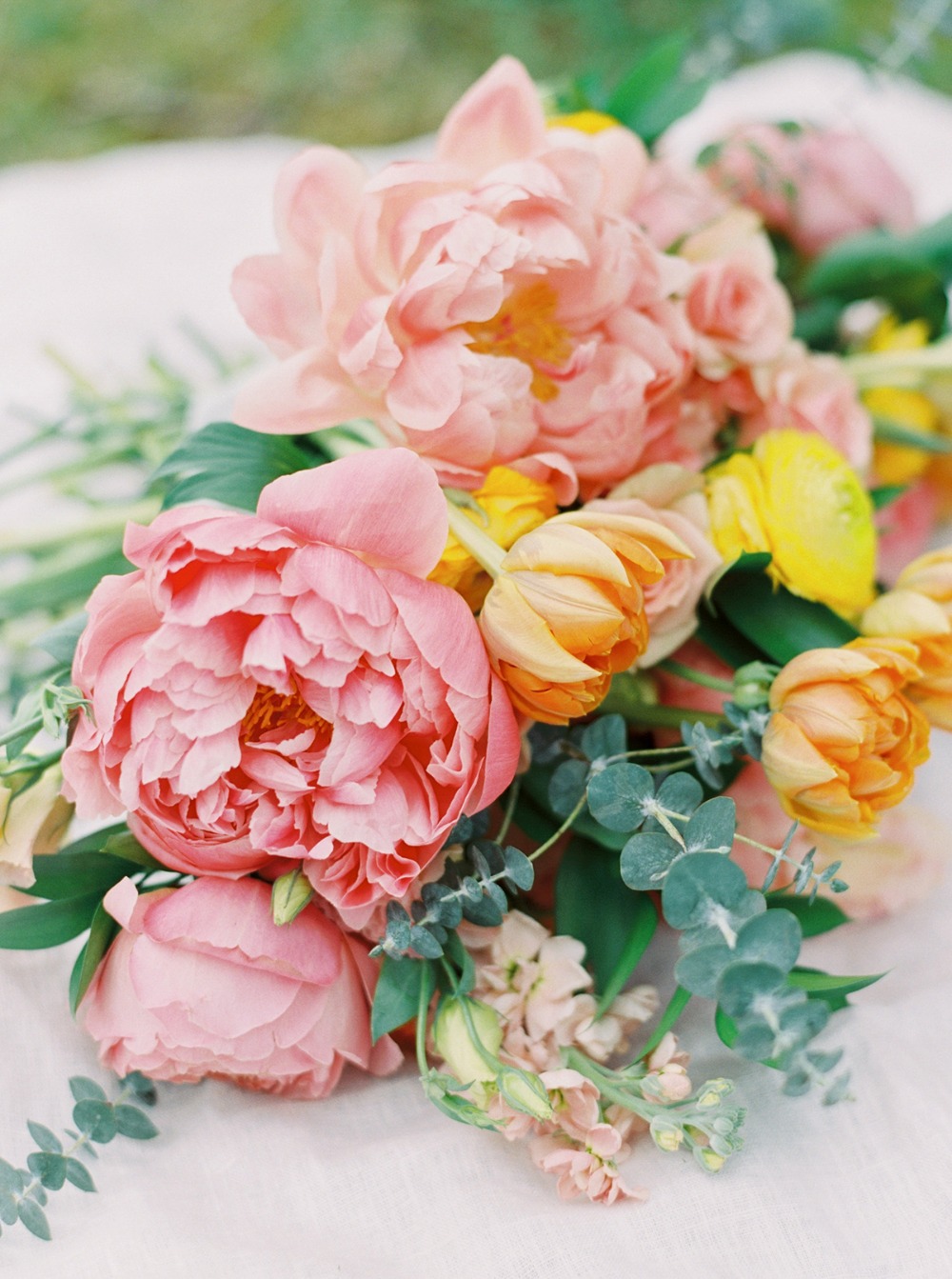 how-to-have-a-springtime-wedding-at-a