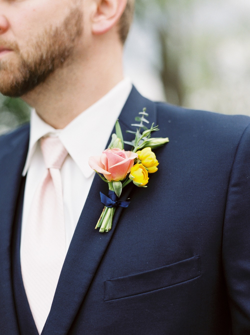 how-to-have-a-springtime-wedding-at-a